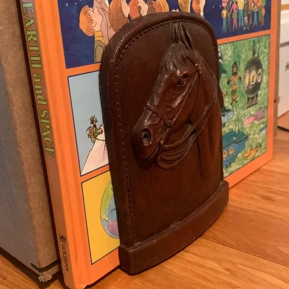 Vintage Brown 1940s Syroco Wood Horse Head Bookend Set of 2…2nd One Just Found! - Picture 7 of 16